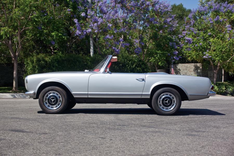  Mercedes-Benz 280 SL Roadster 1968 года  (фото 14 из 21)